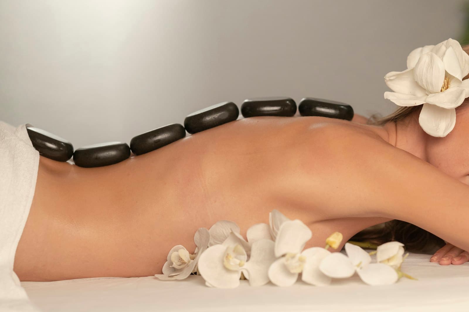 Kandyan Royal Foot Marma & Poultice Therapy